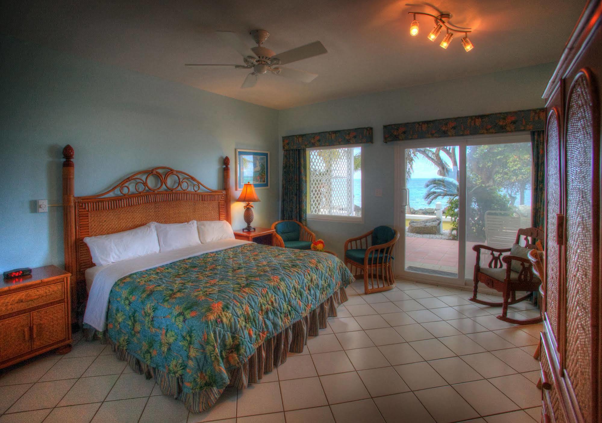 Tamarind Reef Resort Spa & Marina كريستيانستيد المظهر الخارجي الصورة